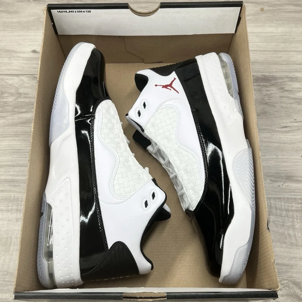Jordan Max Aura 2 Men's 10.5 White Black Gym Patent Basketball Shoes CK6636-102
